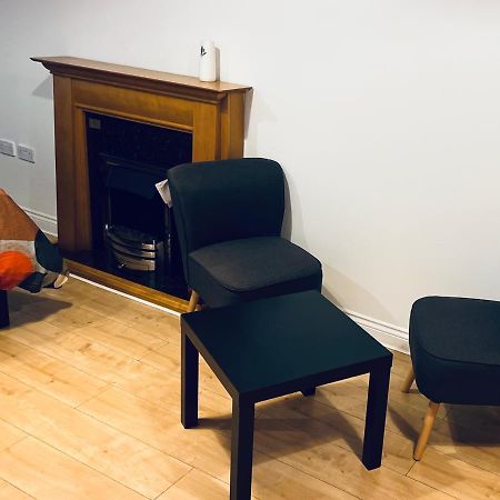 The Court Apartment Edgware Bagian luar foto