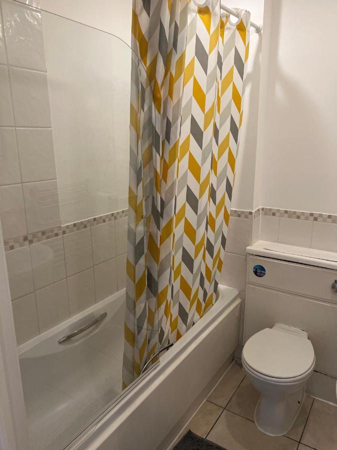 The Court Apartment Edgware Bagian luar foto