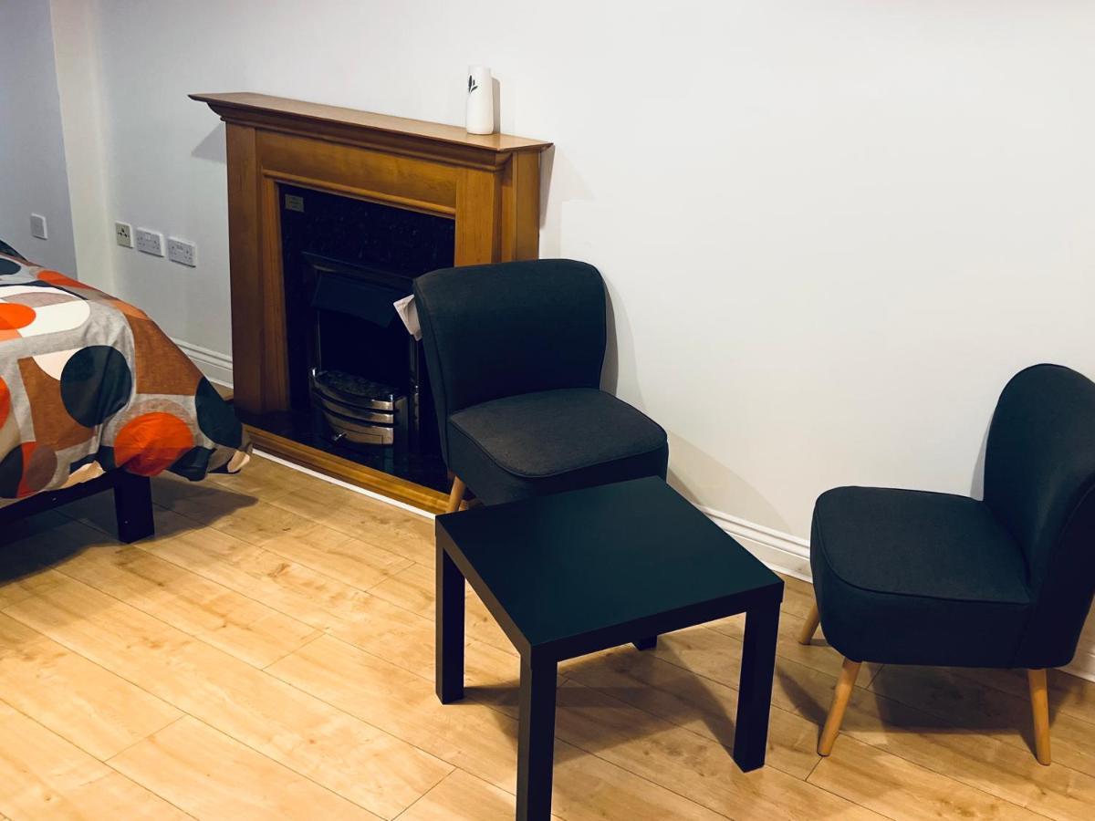 The Court Apartment Edgware Bagian luar foto