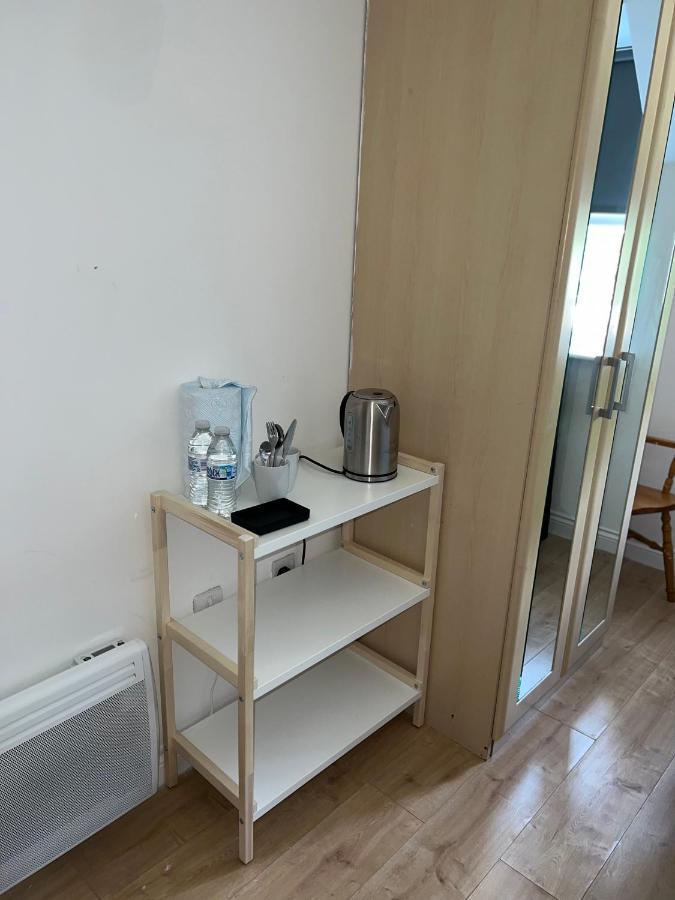 The Court Apartment Edgware Bagian luar foto
